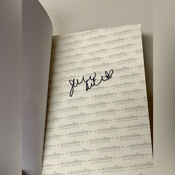 Limited Edition Bookworm COACH ME Signed by Author Shanora Williams - Picture 8 of 10